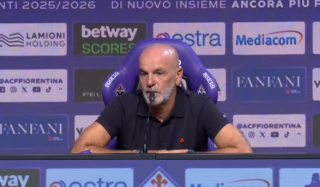 Fiorentina, Pioli: “Napoli favorito per lo Scudetto, abbiamo preparato tante strategie ma …” Fiorentina, Pioli: “Napoli favorito per lo Scudetto, abbiamo preparato tante strategie ma …”