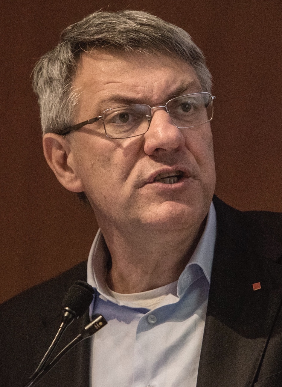 Landini attacca il Governo: “Una truffa ai danni dei lavoratori” Landini attacca il Governo: “Una truffa ai danni dei lavoratori”