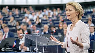Plenaria di Strasburgo: Von der Leyen denuncia la guerra ibrida russa e invoca unità europea