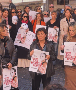 Flashmob "Non con la mia faccia"