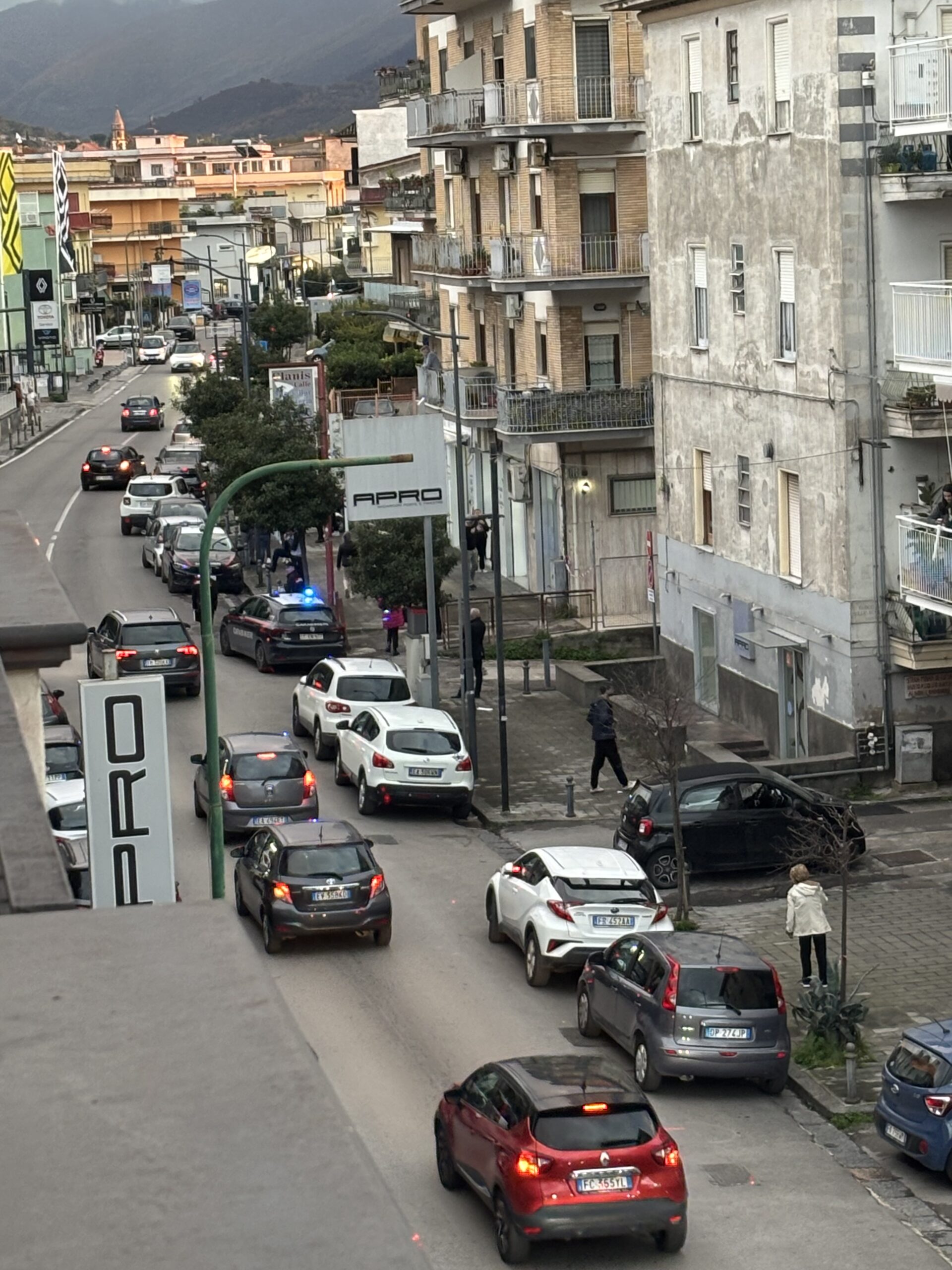 Omicidio a Nola: uccide la sorella a coltellate