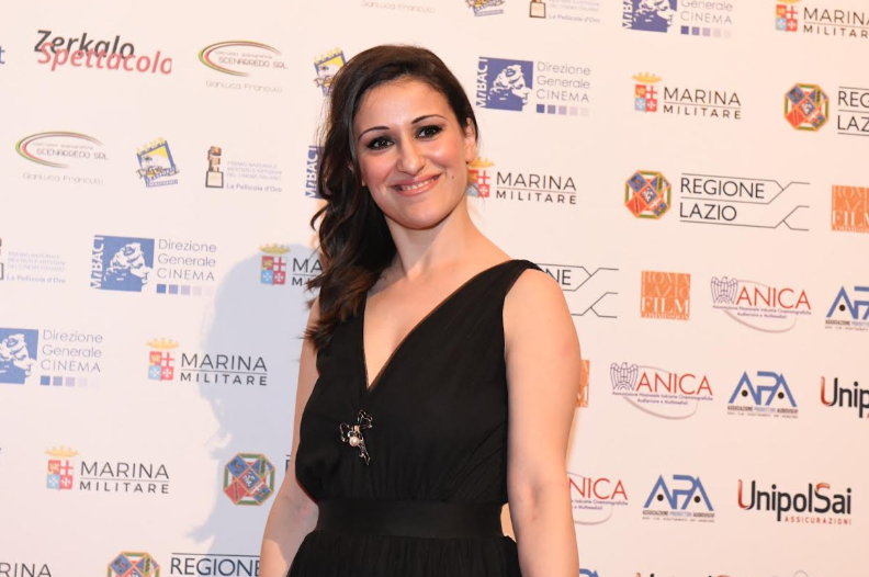 oltre la divisa il nuovo film di debora scalzo da Gbt-magazine.com oltre la divisa il nuovo film di debora scalzo